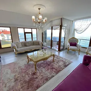 شقة سي سايد, ترابزون